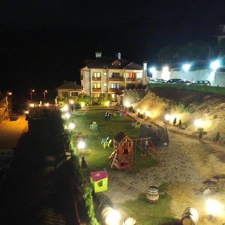 Kris Guest House ديفين المظهر الخارجي الصورة